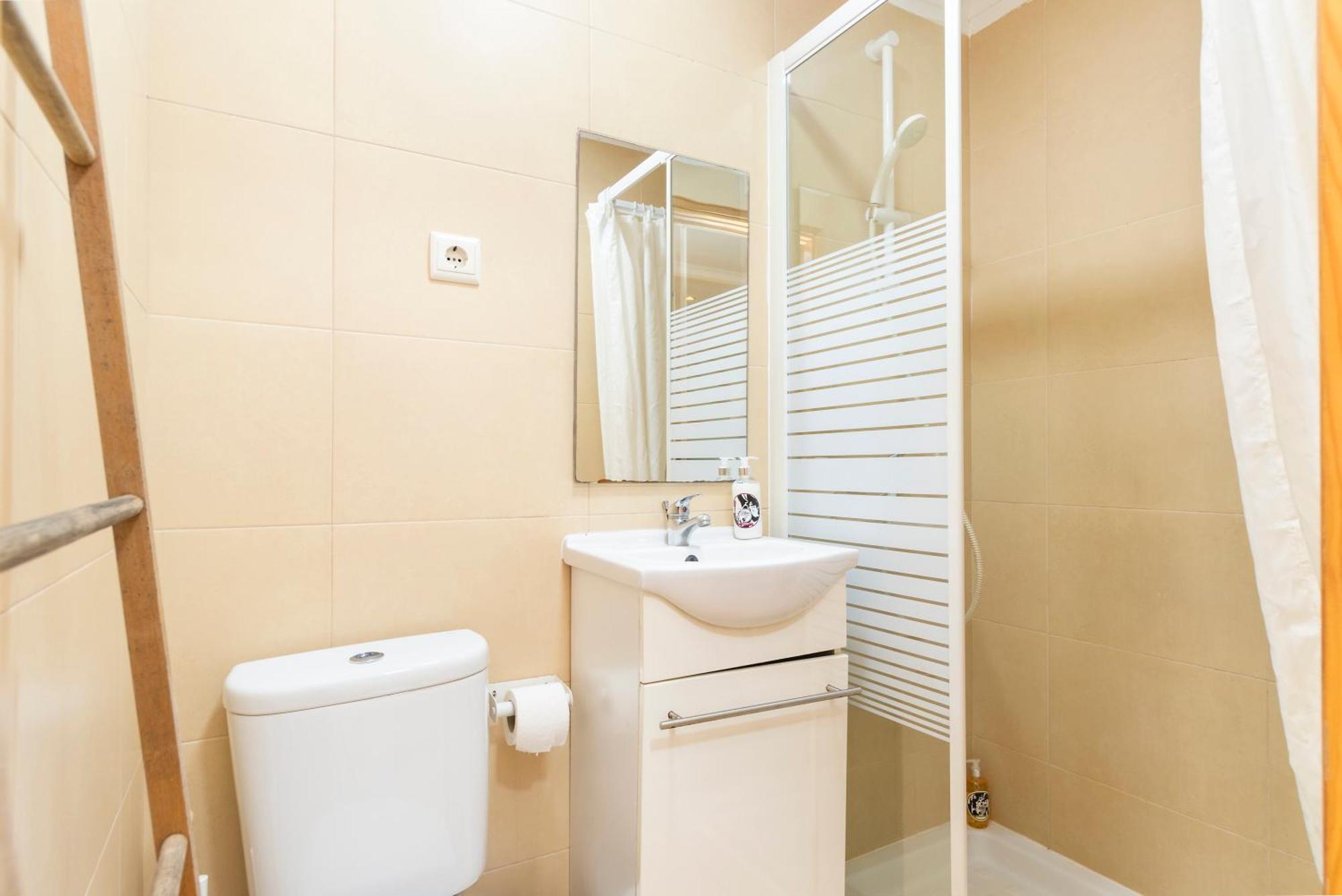 Budget 1 Bed Down Town Lisboa المظهر الخارجي الصورة